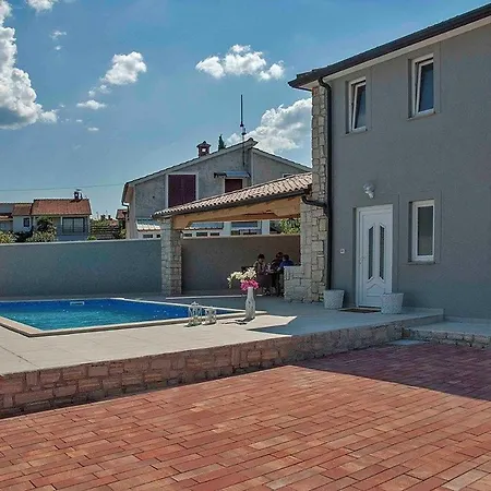Daisy Holiday home Porec